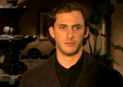 27053_104773132886763_104758892888187_104457_7581435_n - Sebastian Zurita