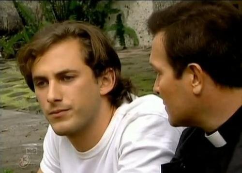 27053_104773342886742_104758892888187_104494_3902618_n - Sebastian Zurita