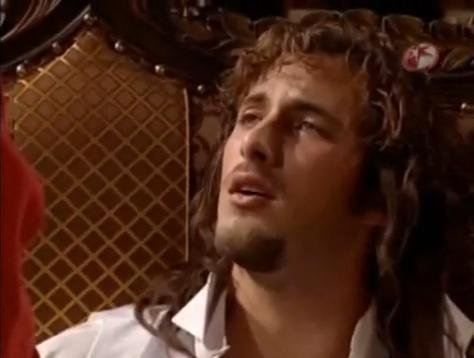 31374_124454400918636_104758892888187_175548_6042123_n - Sebastian Zurita