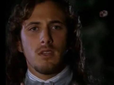 31374_124454470918629_104758892888187_175559_1864791_n - Sebastian Zurita