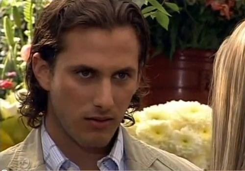 31394_116631961700880_104758892888187_144344_1831436_n - Sebastian Zurita