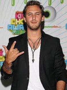 images (44) - Sebastian Zurita