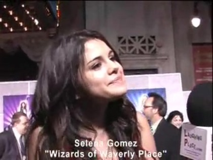 Selena Gomez at the Premiere for Hannah Montana Concert 027