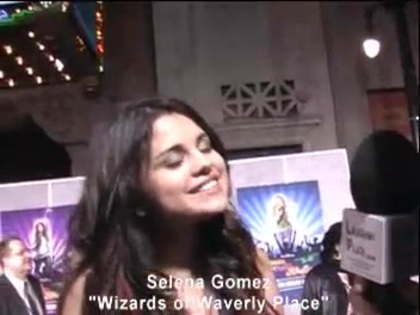 Selena Gomez at the Premiere for Hannah Montana Concert 039