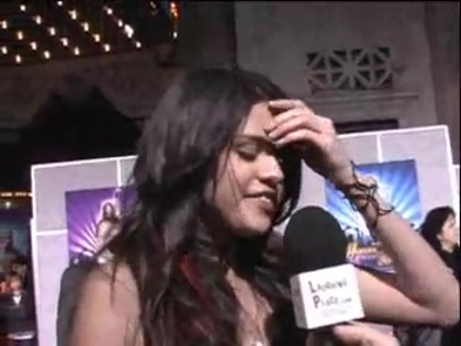 Selena Gomez at the Premiere for Hannah Montana Concert 134