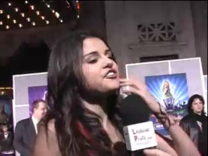 Selena Gomez at the Premiere for Hannah Montana Concert 139
