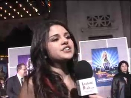 Selena Gomez at the Premiere for Hannah Montana Concert 141