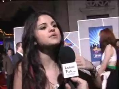 Selena Gomez at the Premiere for Hannah Montana Concert 185