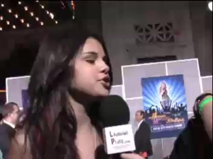 Selena Gomez at the Premiere for Hannah Montana Concert 273