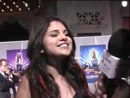 Selena Gomez at the Premiere for Hannah Montana Concert 329