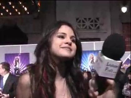 Selena Gomez at the Premiere for Hannah Montana Concert 389
