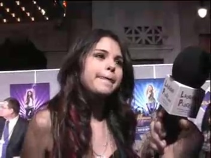Selena Gomez at the Premiere for Hannah Montana Concert 395