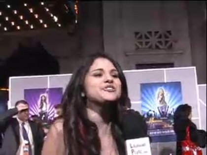 Selena Gomez at the Premiere for Hannah Montana Concert 487