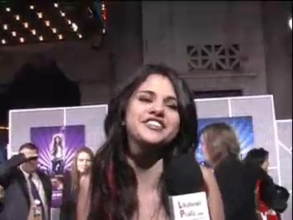 Selena Gomez at the Premiere for Hannah Montana Concert 492