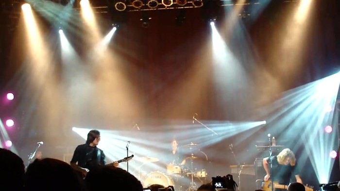 Kiss & Tell (Live in San Diego) 031