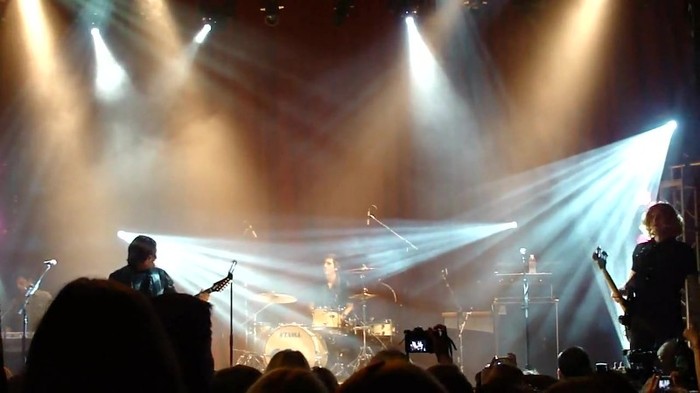 Kiss & Tell (Live in San Diego) 043