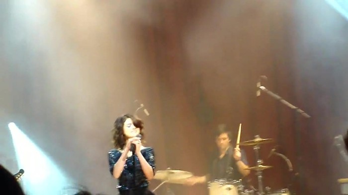 Kiss & Tell (Live in San Diego) 095