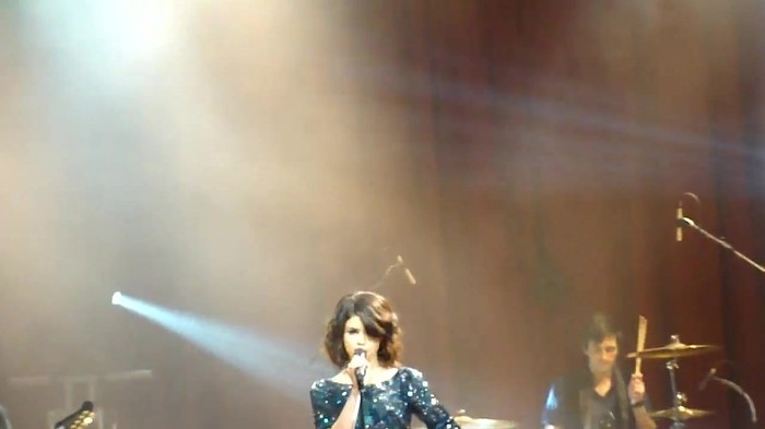 Kiss & Tell (Live in San Diego) 206
