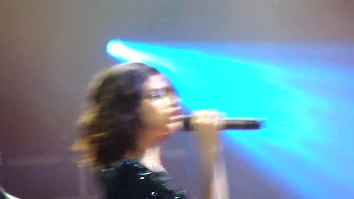 Kiss & Tell (Live in San Diego) 251