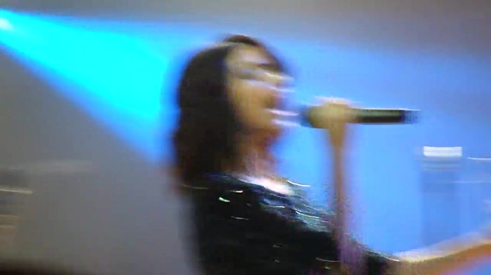 Kiss & Tell (Live in San Diego) 252