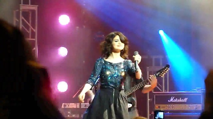 Kiss & Tell (Live in San Diego) 301