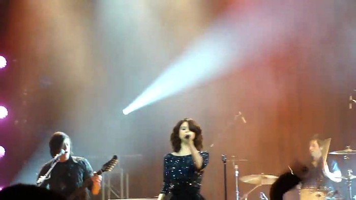Kiss & Tell (Live in San Diego) 483