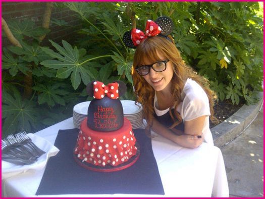 Bella-Thorne-Birthday-Cake - BELLA THORNE NICE
