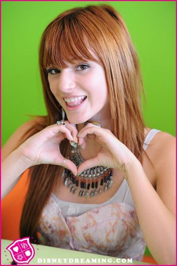 Bella-Thorne-Dyslexia