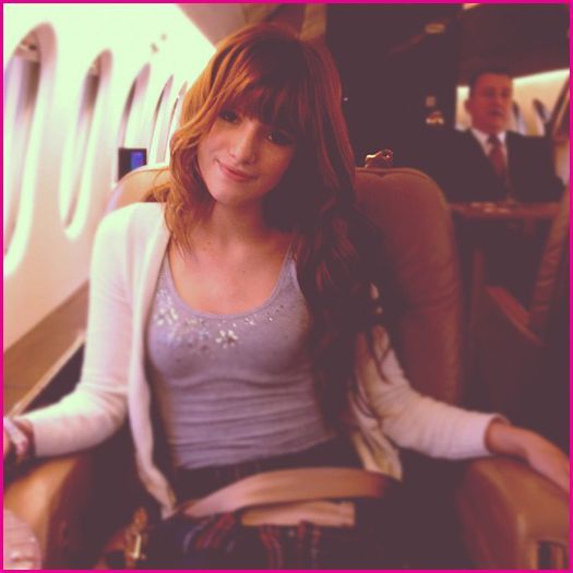 Bella-Thorne-Flight - BELLA THORNE NICE