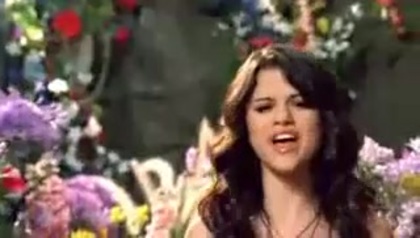 Selena Gomez Fly To Your Heart 360
