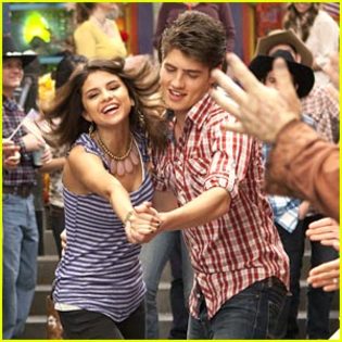 4b992_Selena_Gomez_selena-gregg-dosido-dance