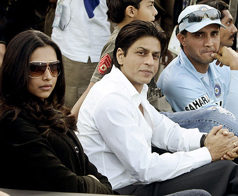 srk-deepika-saurav