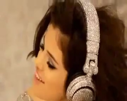 Selena Gomez & the Scene - Girl on Film (Behind the Scenes at the Photo Shoot) 445
