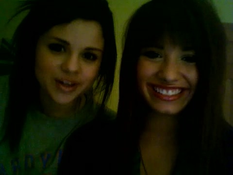 Demi Lovato and Selena Gomez vlog #1 164