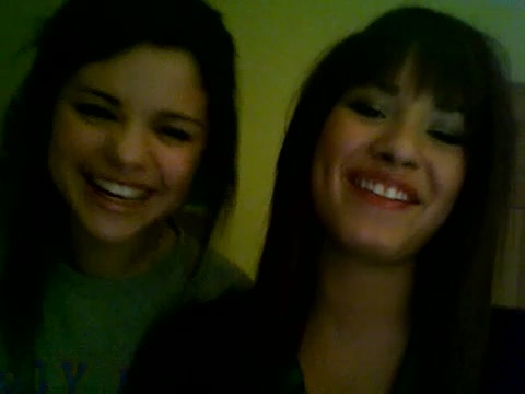 Demi Lovato and Selena Gomez vlog #1 331