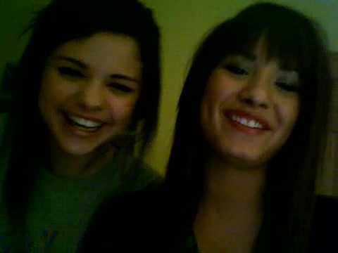 Demi Lovato and Selena Gomez vlog #1 333