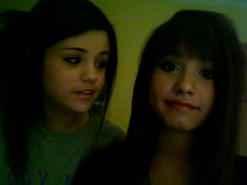 Demi Lovato and Selena Gomez vlog #1 373 - Demi Lovato and Selena Gomez Vlog 01