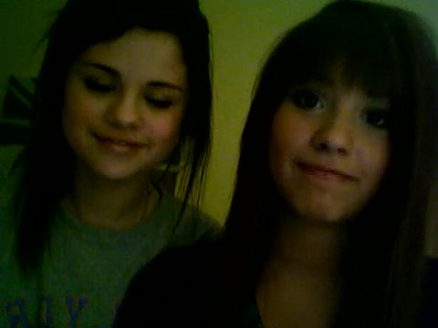 Demi Lovato and Selena Gomez vlog #1 456 - Demi Lovato and Selena Gomez Vlog 01