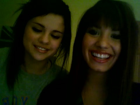 Demi Lovato and Selena Gomez vlog #1 477