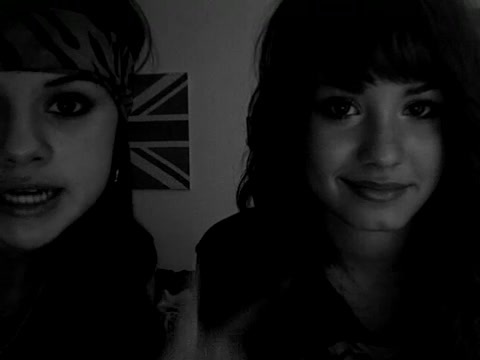 Demi Lovato and Selena Gomez vlog #2 013 - Demi Lovato and Selena Gomez Vlog 02