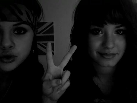 Demi Lovato and Selena Gomez vlog #2 015 - Demi Lovato and Selena Gomez Vlog 02