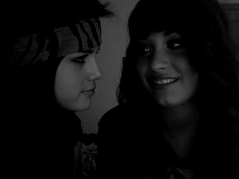 Demi Lovato and Selena Gomez vlog #2 142