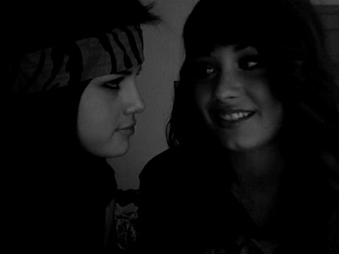 Demi Lovato and Selena Gomez vlog #2 144