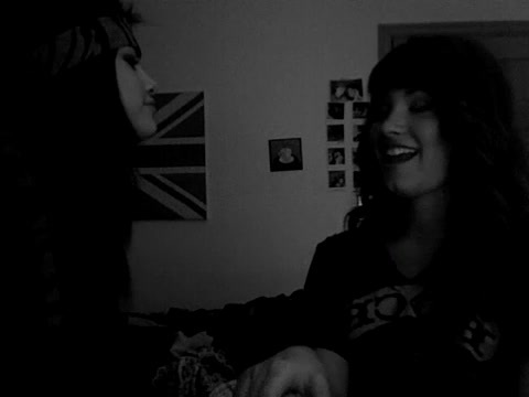 Demi Lovato and Selena Gomez vlog #2 202 - Demi Lovato and Selena Gomez Vlog 02