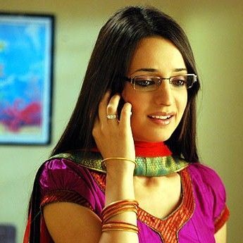 jel6r64mlj7c7j4 - Sanaya Irani