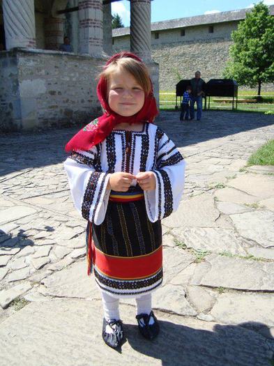 402282_239615439454282_100002174832867_511856_373599439_n - BUCOVINA COLT DE RAI