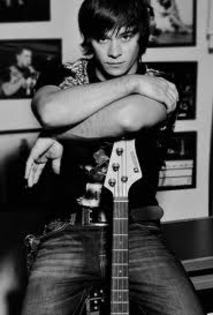 normal coaie ca vb cu totii ,in fine u asa snt obisnuit