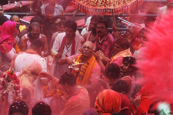 procession-madhya-pradesh_29351_600x450