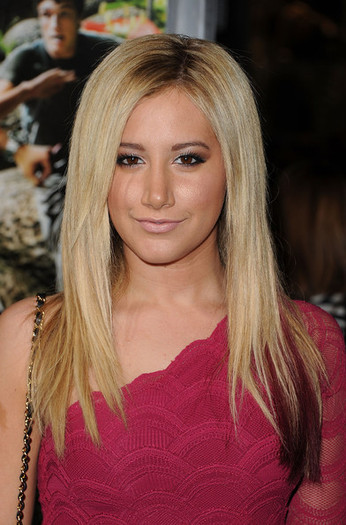 Ashley Tisdale - ASHLEY TISDALE LA PREMIERE OF WARNER BROS