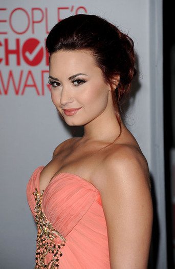 Demi Lovato - DEMI LOVATO LA PEOPLE CHOICE AWARDS 2012